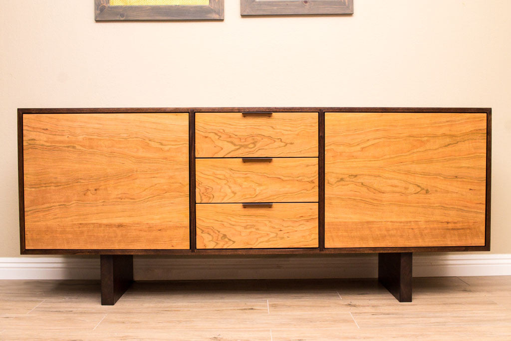 How Wood Grain Patterns Make a Big Difference in Custom Furniture